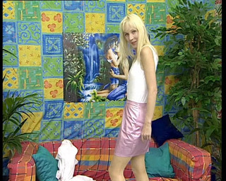 Shy Lilly Genisst Es Heute Wirklich - Shy Lilly Is Really Enjoying It Today