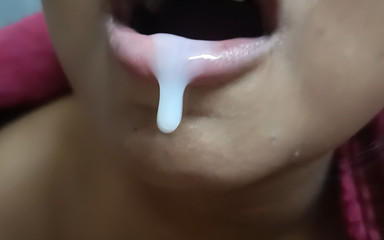 Bhabi with Big Boobs Gives Nice Blowjob and Takes All Cum in Her Mouth