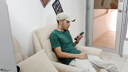 Beautiful Latina Wants to Taste My Big Cock! - Porn in Spanish