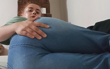 Big Farts in Tight Jeans
