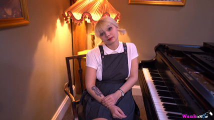 Baby Dolliiy - Pianists Penis