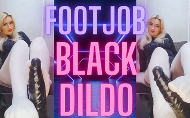 (61) Footjob Black Dildo