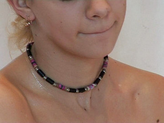 Cute teen - homeporn