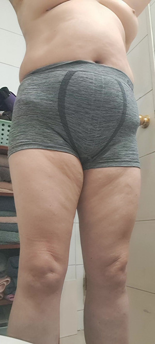 Hot Morning, Stepmommy in Big Panties