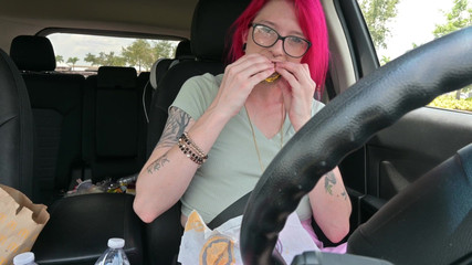 Lunch Date with Ellie