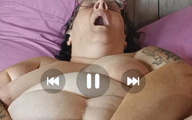 Squirting in a Cup Now Slurp That Pussy Slop up