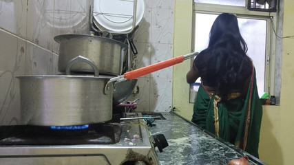 Indian Hot Bhabhi Fuck in The Kitchen Mumbai Ashu