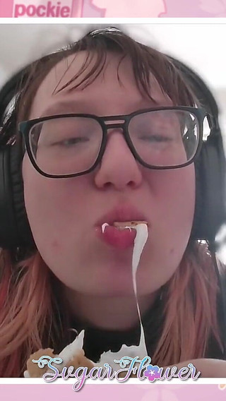 Eating Some Gooey Smores! Asmr Chewing