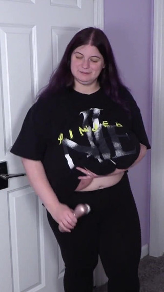 Masturbating While Discussing My Day 3