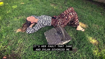 Girlsway - Cougar Queen: a Tiger King Parody - Episode 1 - Rise to Fame