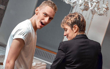 Tutor4k - I talked my tutor into sex right in her apartment!