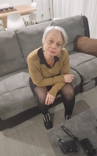 I Come Home From the Hairdresser and He Fucks Me Like a Good Slut