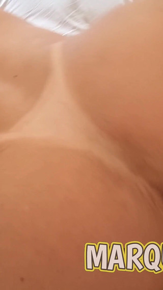 Bigass MILF Pussy Creampie by the Morning