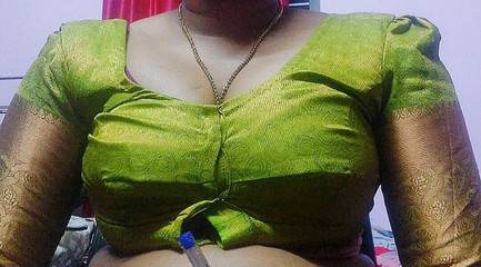 Big Boobs Horny Bhabhi Gave Sexual Pleasure to Her Husband