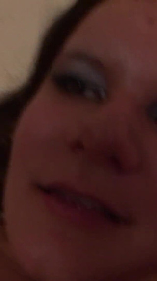 Pissing and fisting action