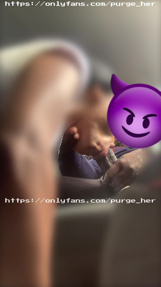 Cute Light Skin Big Lips Make Me Cum Hard in Her Throat