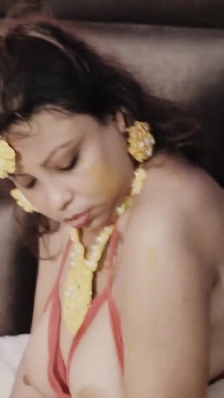 Teen Boy Fucks Rich Bhabhi! Indian Teen Sex