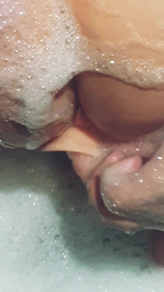 Real Amateur Wife in Bubble Bath Fucks Herself with Dildos in Her Ass and Pussy
