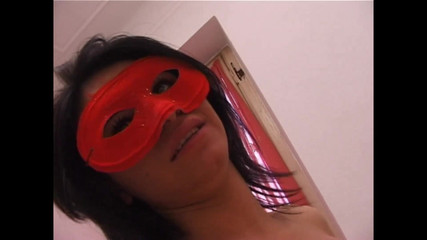 Amateur Bitch with Mask Takes the Big Cock!