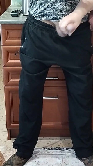 Dick Jerking in the Kitchen and Cum in Mother-in-law's Mouth