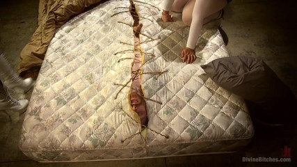 Daffodils: BBW Juicy Fuck Indulgence