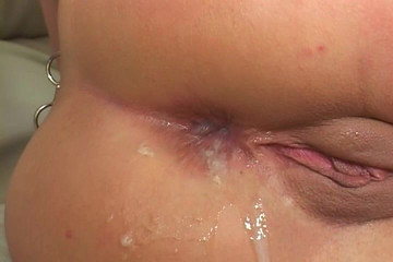 Nadia nice Balls deep in her ass!