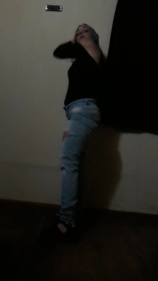 Bad girl dancing jazz blues