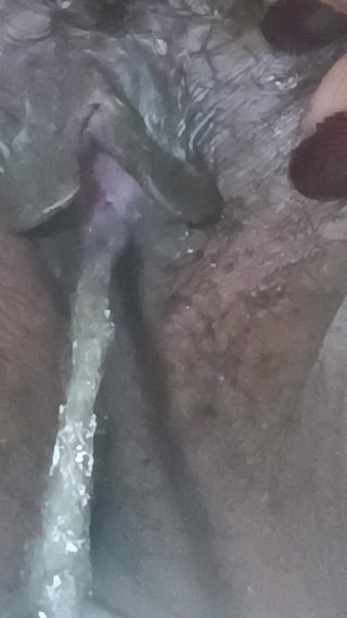 Desi Neha Bhabhi Pissing Close up Shot