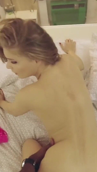 Bts with Cayenne Klein Surfer Room Part 2