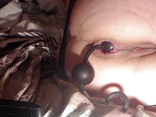 Play with both holes in close up and big squirt