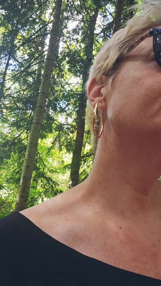 Want to Suck a Good Cock in the Woods