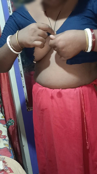 Indian Bhabhi Hot Video