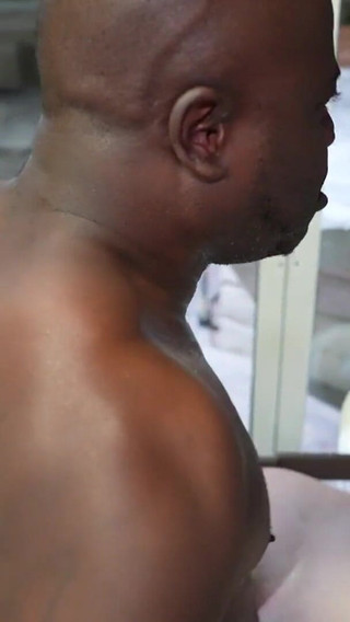 BBW Julie Ginger meets BBC Jay Playhard