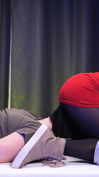 545 Fully Clothed Crazy Sex in a Skirt, Thick Tights and Sneakers, with Cum on Nylon and a Spread Pussy!