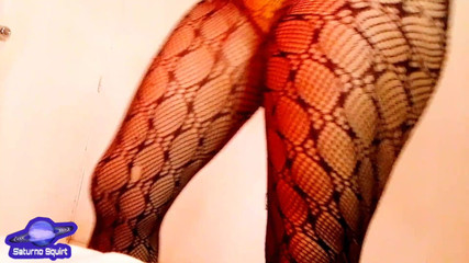 Saturn Squirt Her Brother-in-law Records Her as She Has a Beautiful Ass in Fishnet Stockings