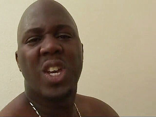 Lovely teen gets pussy drilled on the bed