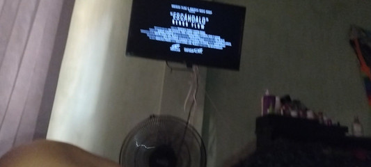 Young 18yo Learning How to Eat a Mature Pussy