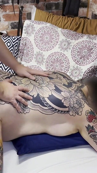 She Milks the Cum Out of My Cock with Her Cunt