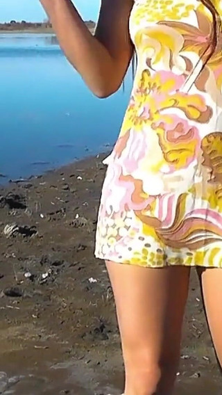 Amateur Latina Flashing Pussy and Ass River Bank