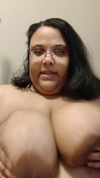 Fat Slut Begs for Your Dick!