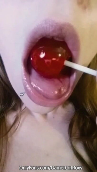 I Smell Sex and Candy - Masturbating with Suckers