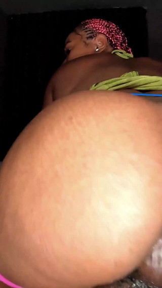 Round Booty Caramel Size Queen Katan Dreams