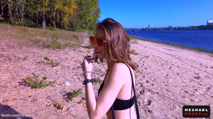 Risky Fuck with Stranger on the Beach Fitting Room