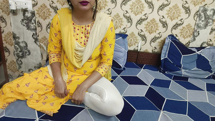 Desi Indian Step Mother Sucked Her Hundreds Son's Penis and You Showed Her Your Breasts