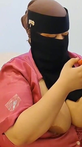 An Egyptian Prostitute Has Sex with an Arab Plumber