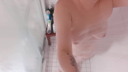 MILF Hotwife in the Shower Before Date