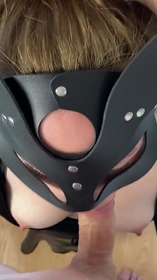 Hot Beauty Oral Sex Until She Gets Cum in Her Mouth!